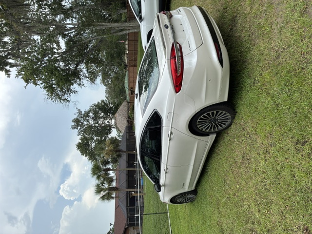 2018 Ford Fusion Platinum Hybrid thumbnail 3